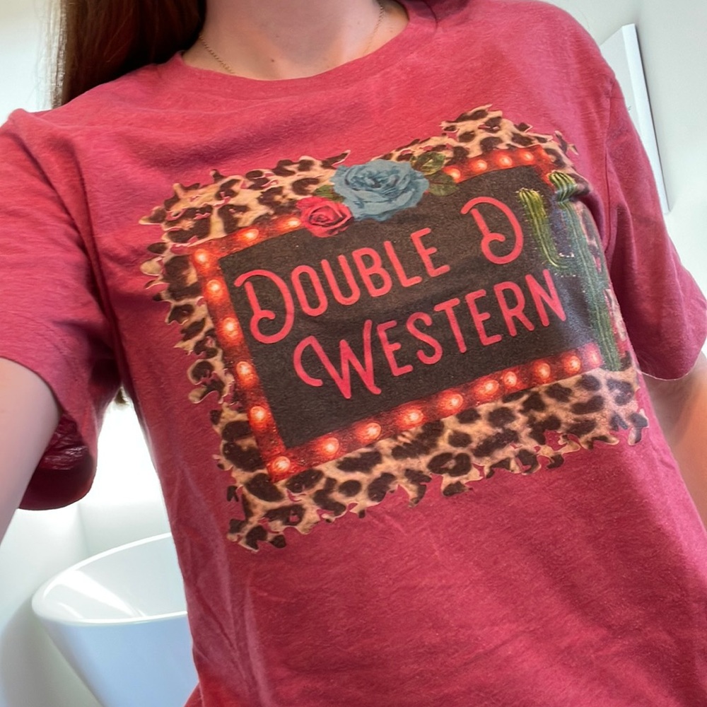 Red double d western t shirt, size medium.